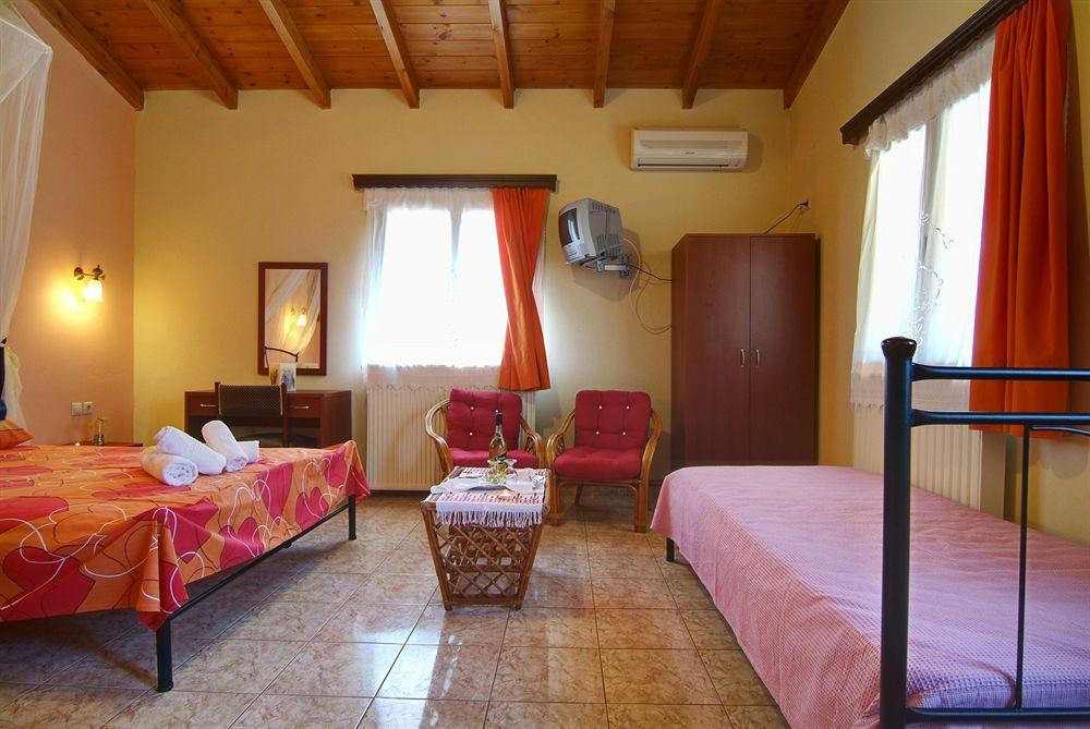 Kelari Studios Ámfisa Habitación foto
